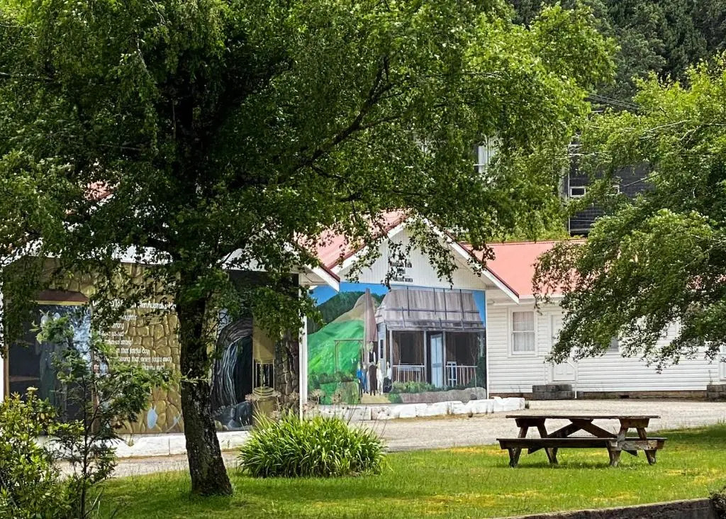 Mountain View Motel
