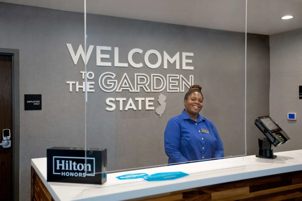 Hampton Inn & Suites Deptford, Nj