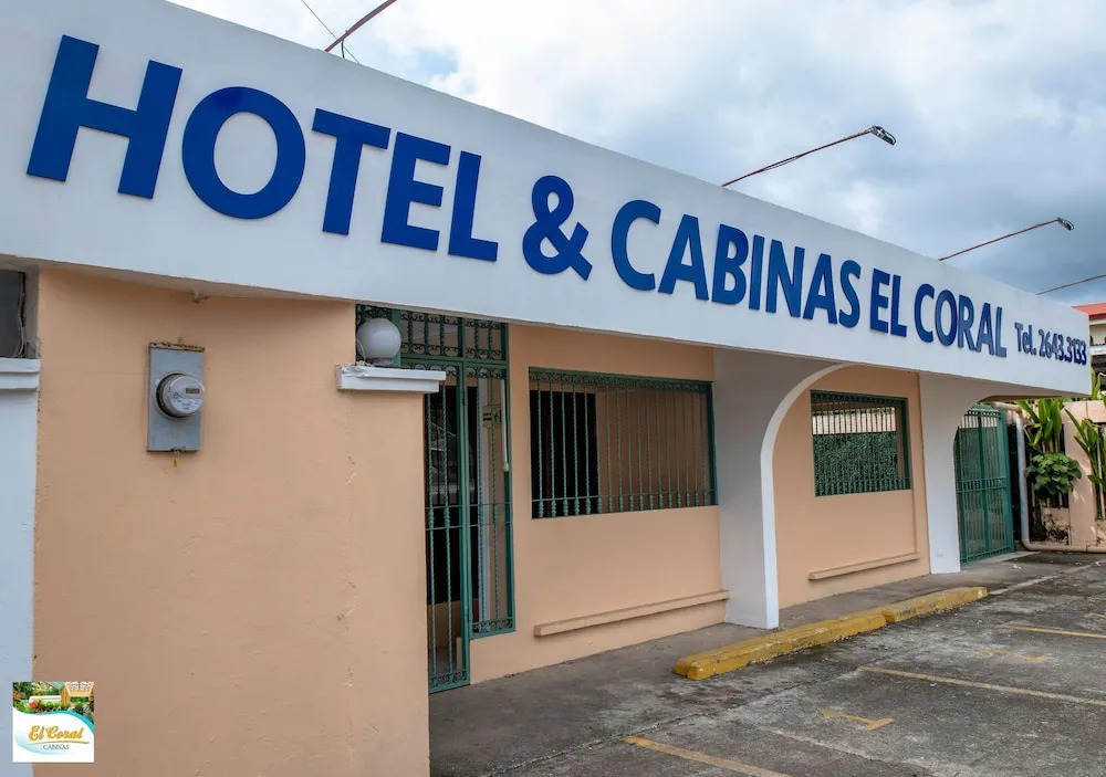 Hotel Cabinas El Coral