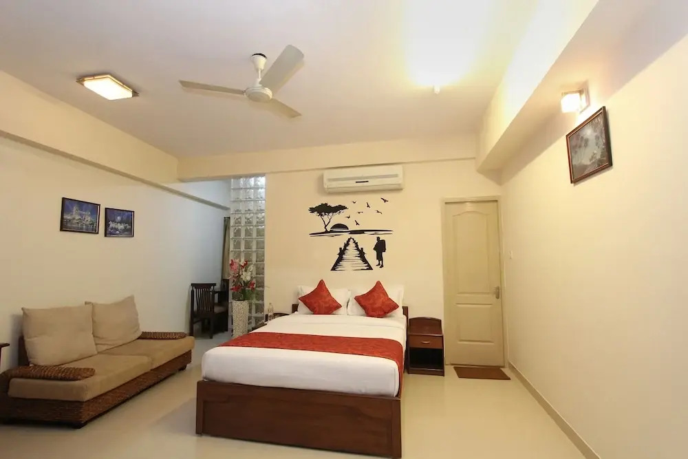 OYO 4252 Hotel Pleasant Moments