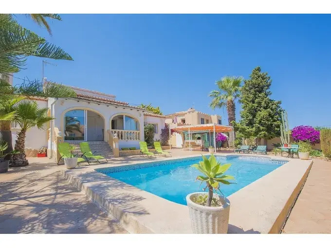 Villa Almendros 16