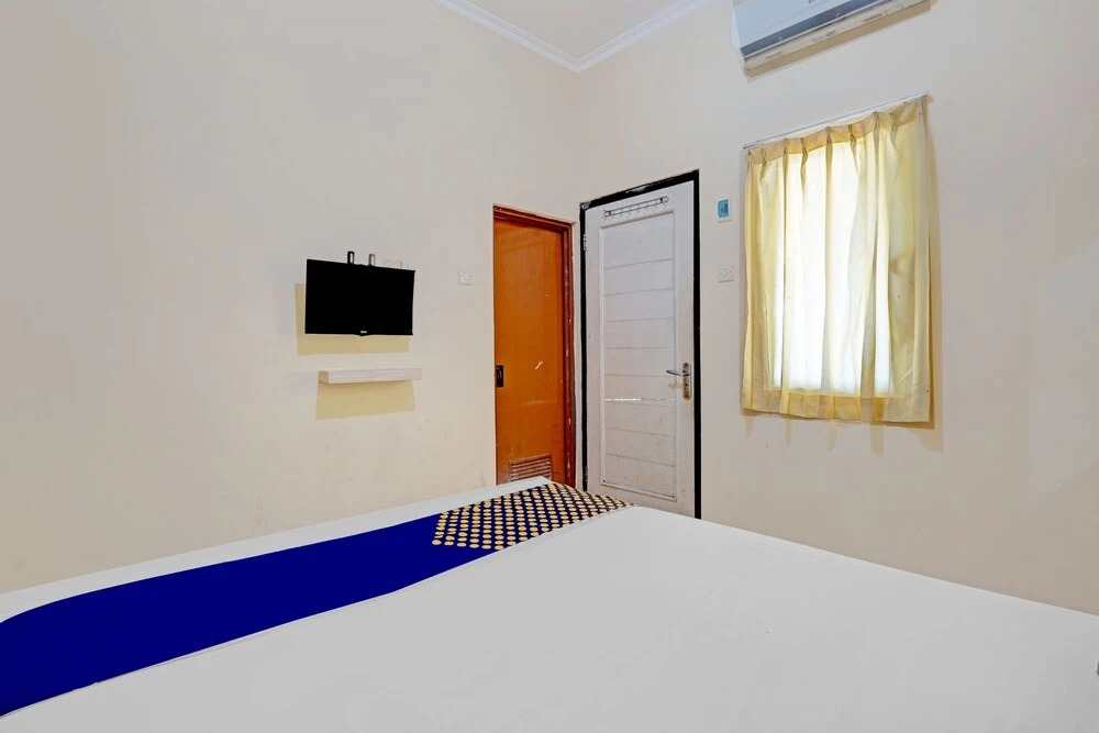 OYO 90269 Hotel Indorasa 2