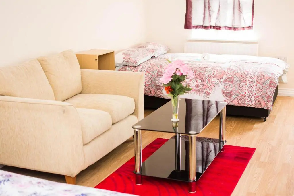 QUEEN GUEST HOUSE