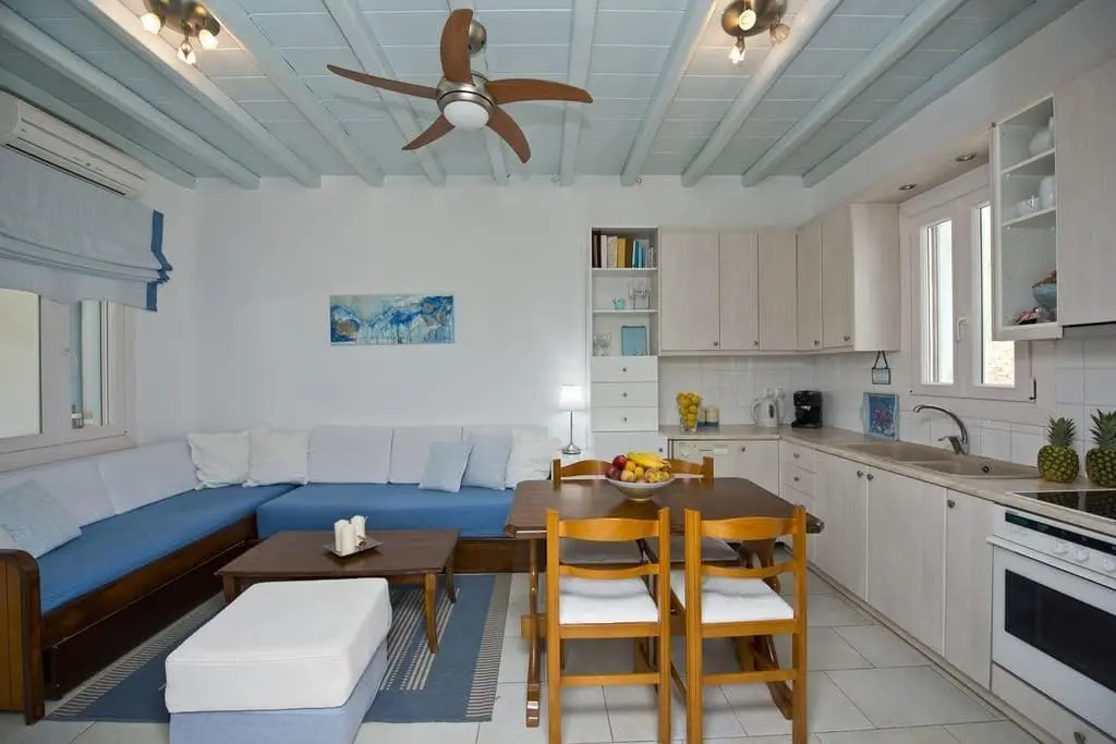 Tatiana Villa & Apartments