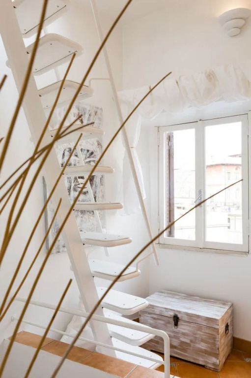 Pantheon Terrace Natural Flat