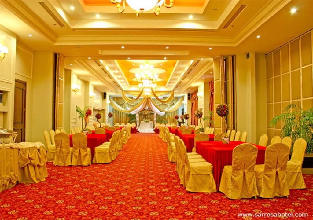 Sarrosa International Hotel and Residential Suites
