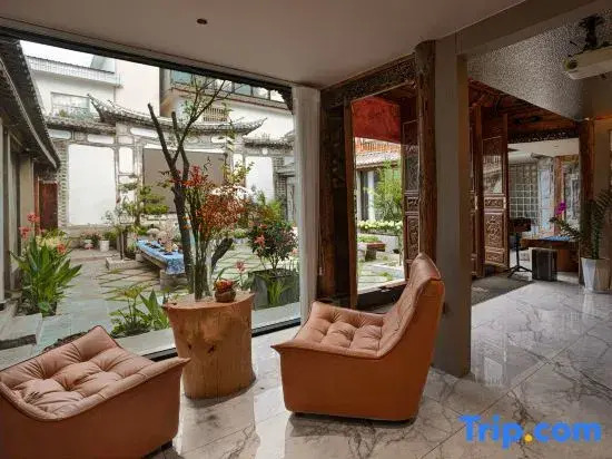 Manyun Ting Bai Ethnic Centennial Courtyard Designer Meisu