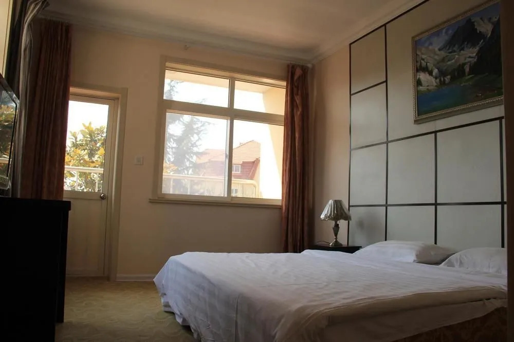 Qindao Yongbao Garden Hotel