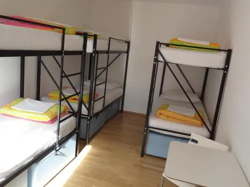 Hostel Alieti