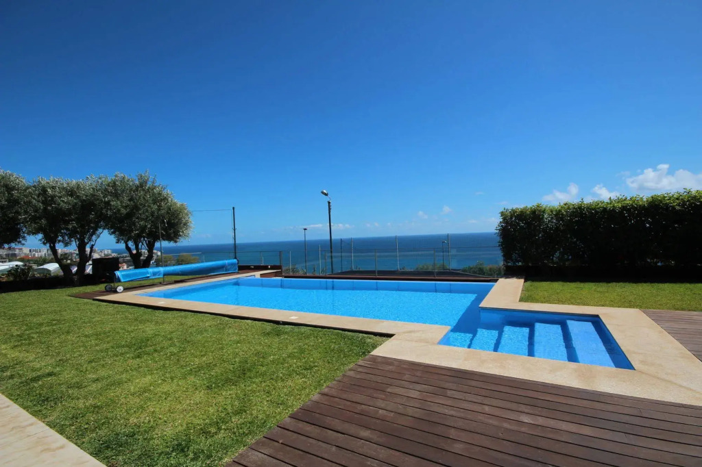 Villa Vitoria - by LovelyStay