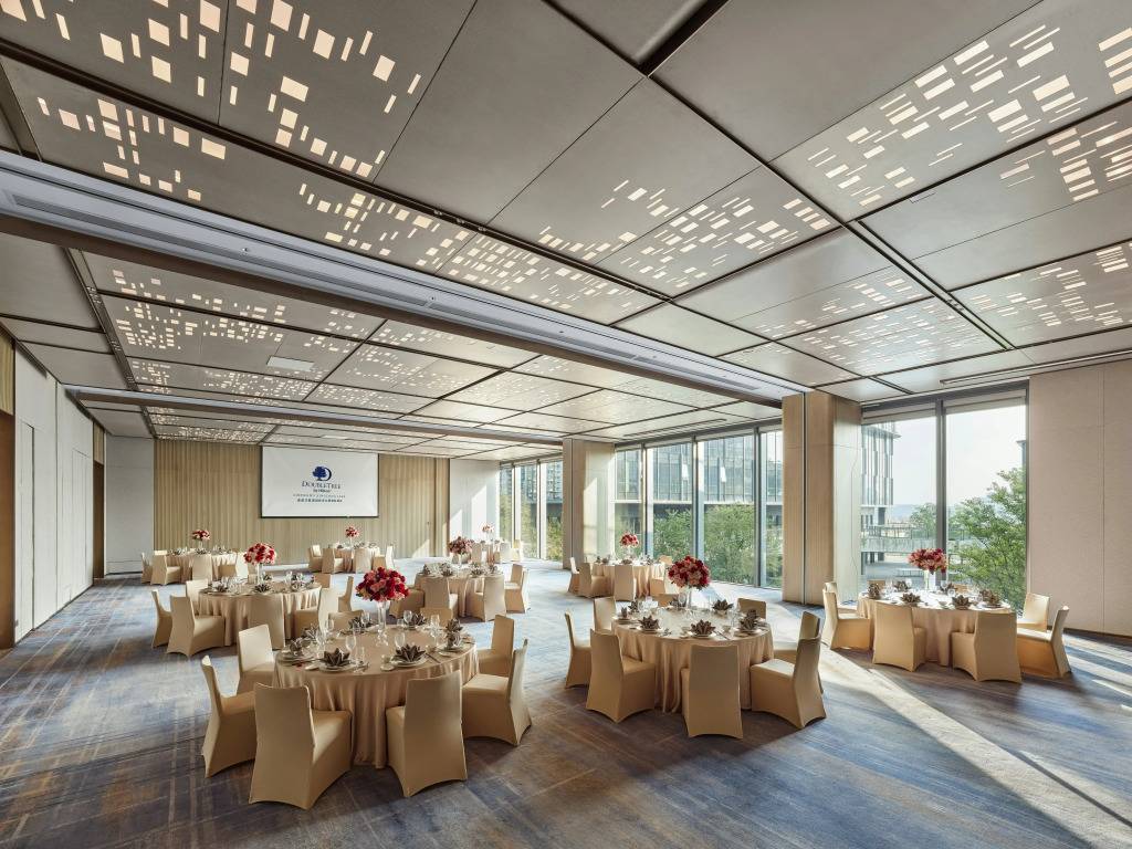 Doubletree By Hilton Chengdu Xinglong Lake