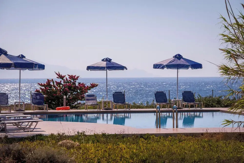 Cretan View Apartments with sea view