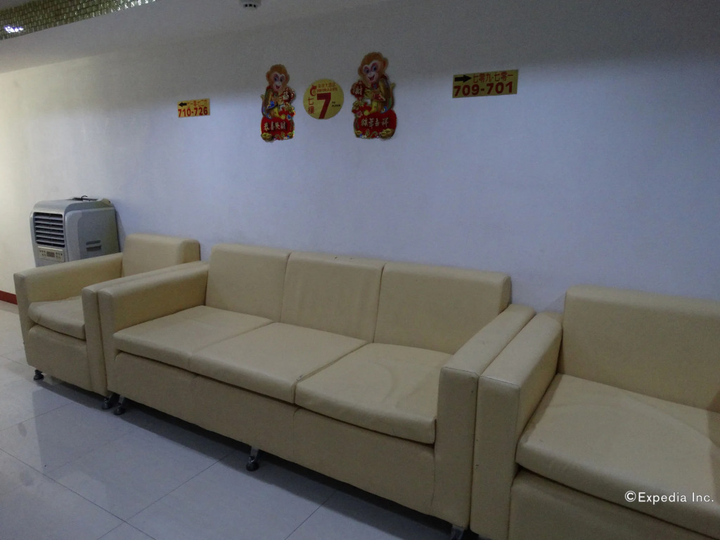 OYO 824 Chinatown Lai Lai Hotel