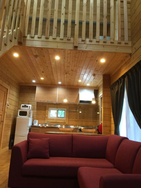 HAL Cottage