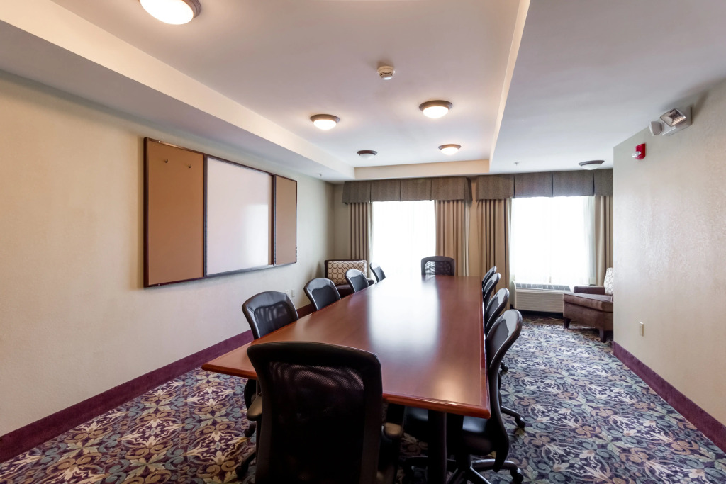 Staybridge Suites Austin Airport by IHG