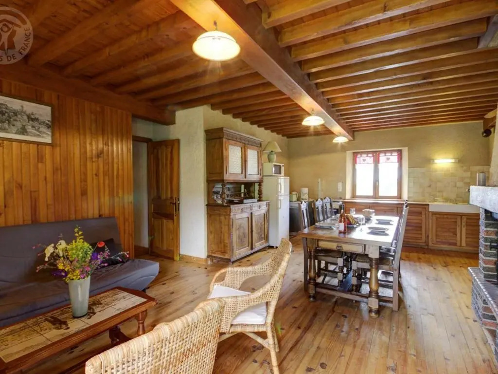 Gîte confortable pour 6 près des pistes, animaux admis - FR-1-496-138