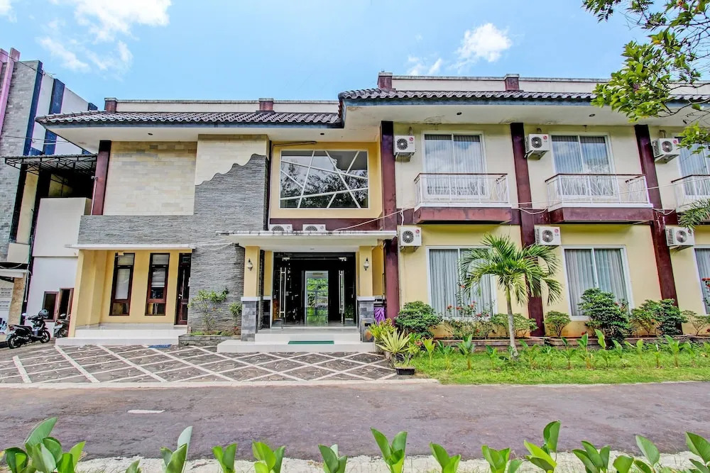 Collection O 92254 Hotel By Orchid