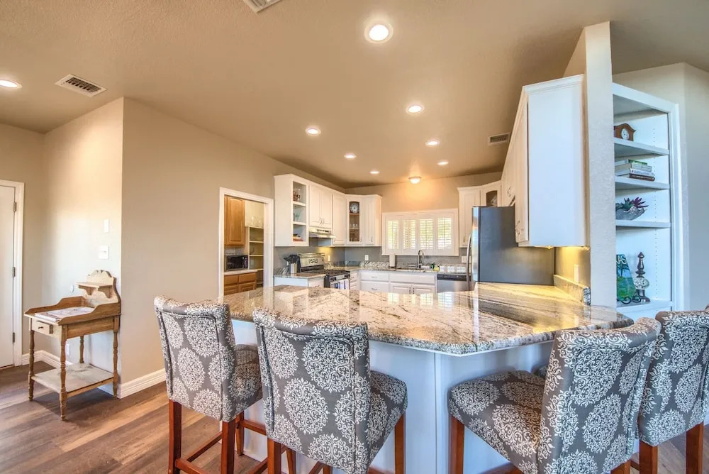 Cypress Ridge Cl 1181 5 Bedroom Home by RedAwning