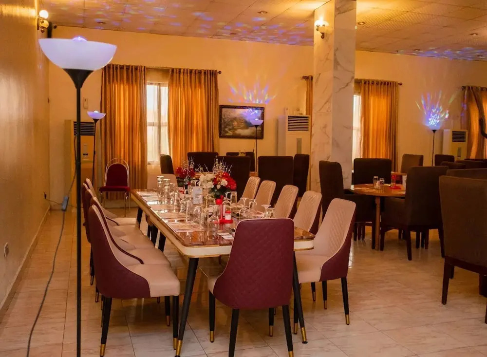Impeccable Hotel by HomeVille Plus Benin