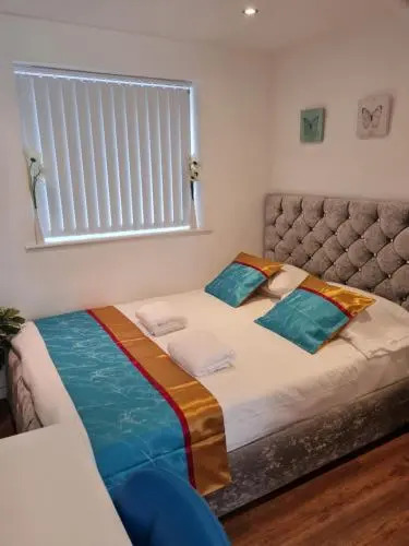 Cosy Self-Contained Studio in Salford Manchester