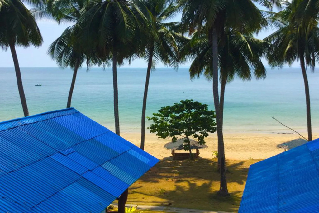Sun Smile Beach Koh Jum