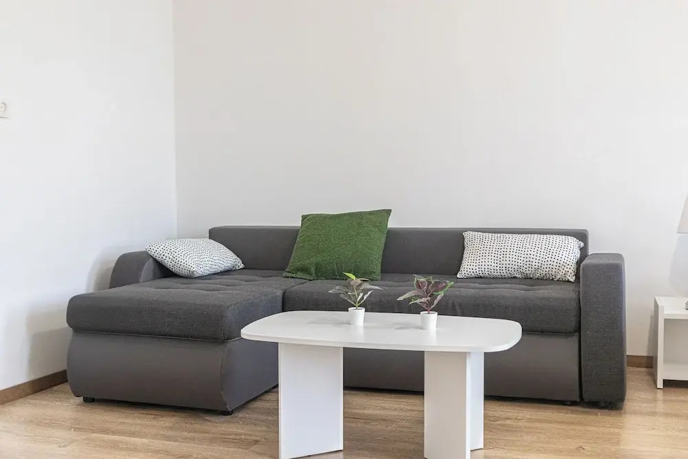 Cozy 2BR Stay Near AKH With WiFi
