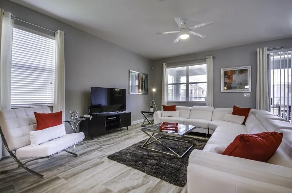 8-Bedroom Villa in Davenport 1567OL