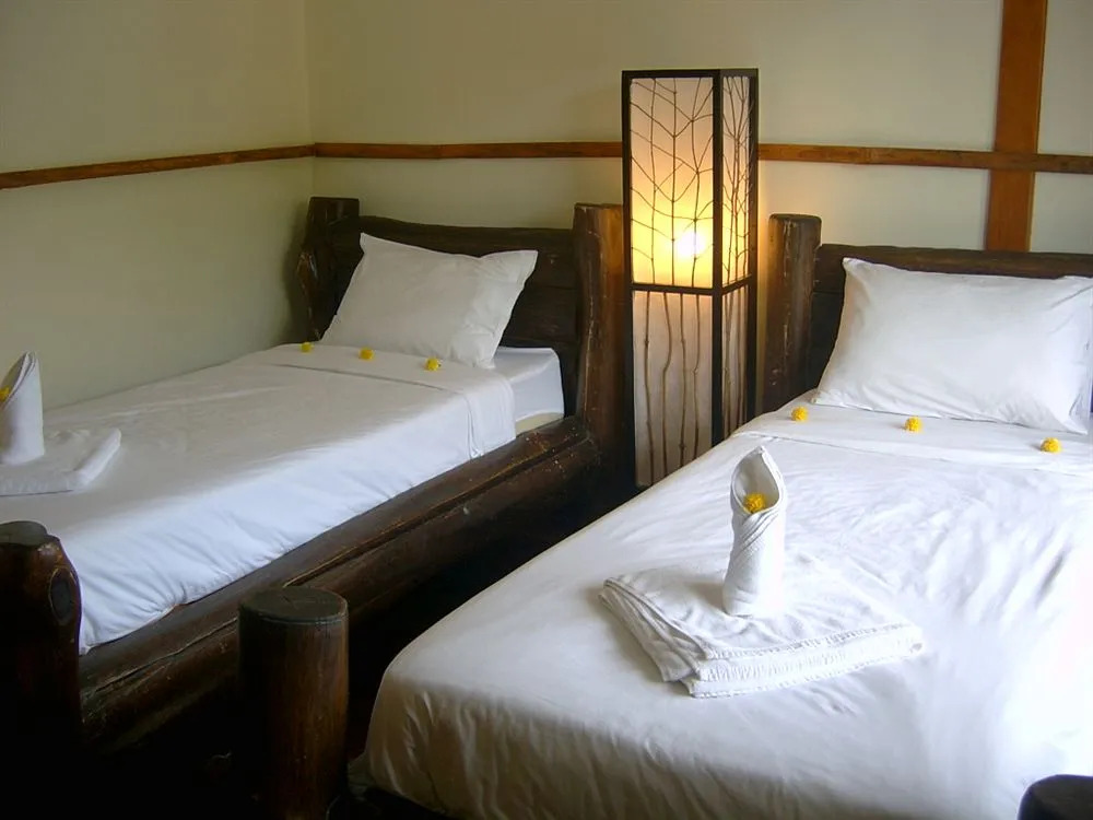 Phuttachot Resort Phi Phi