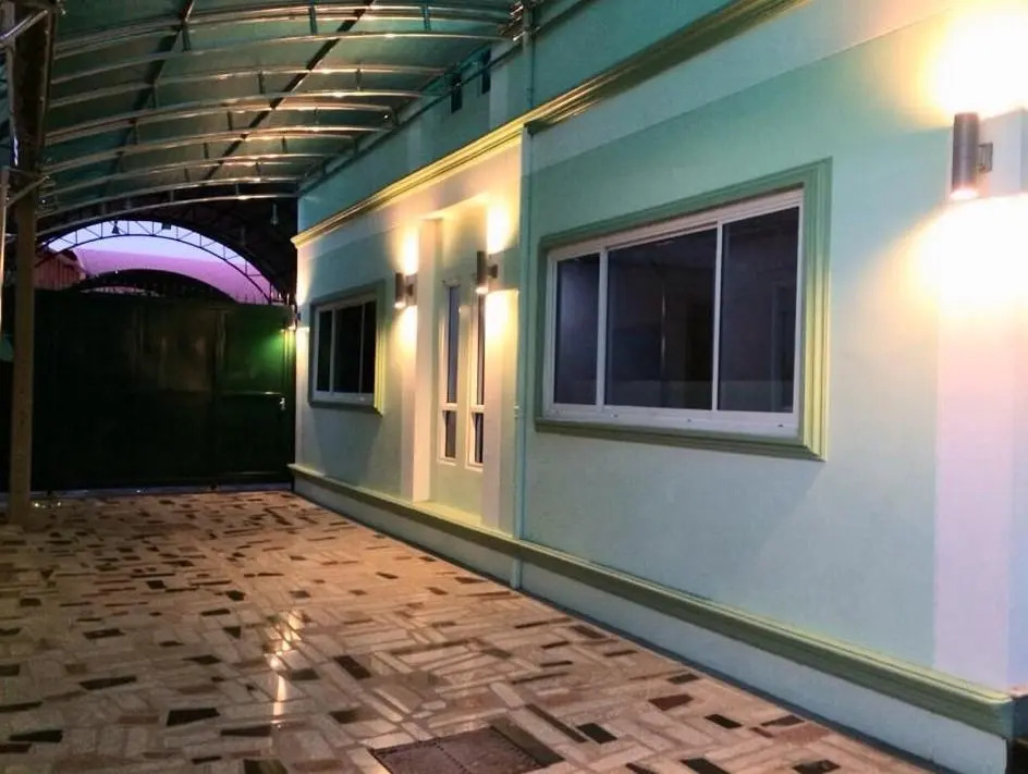 K.D.M. Residence