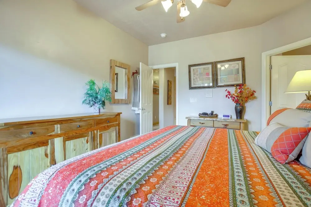 High-end Huntsville Condo w/ Private Hot Tub!