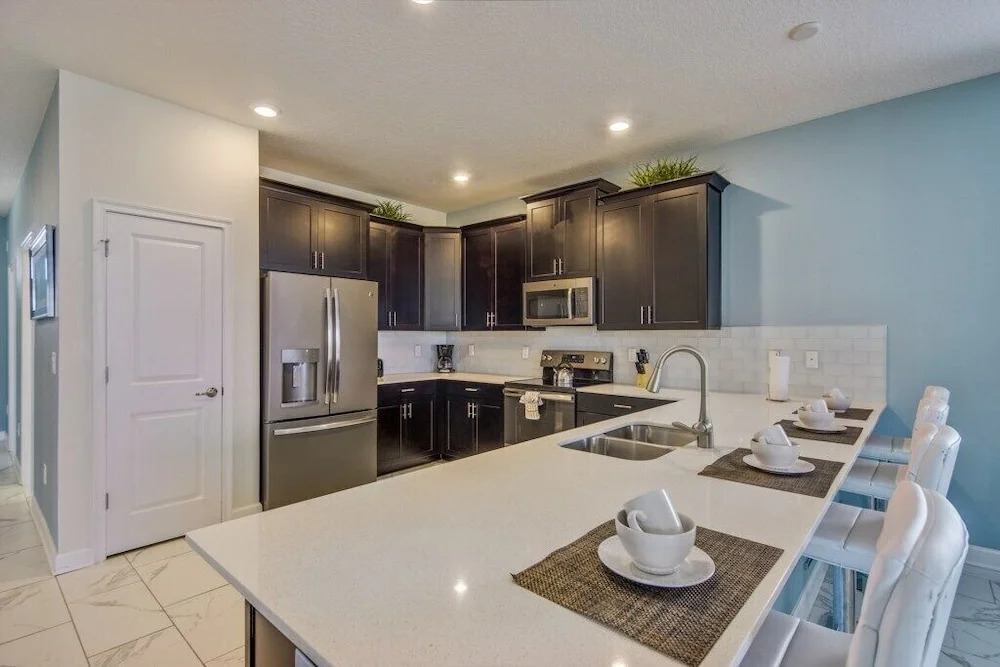 Champions Gate 1525 - Eight Bedroom Pool Home