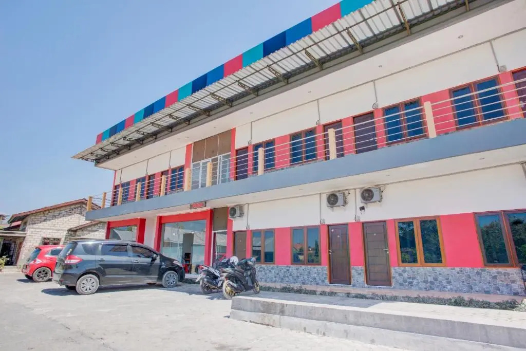 OYO 2965 Silvia Homestay