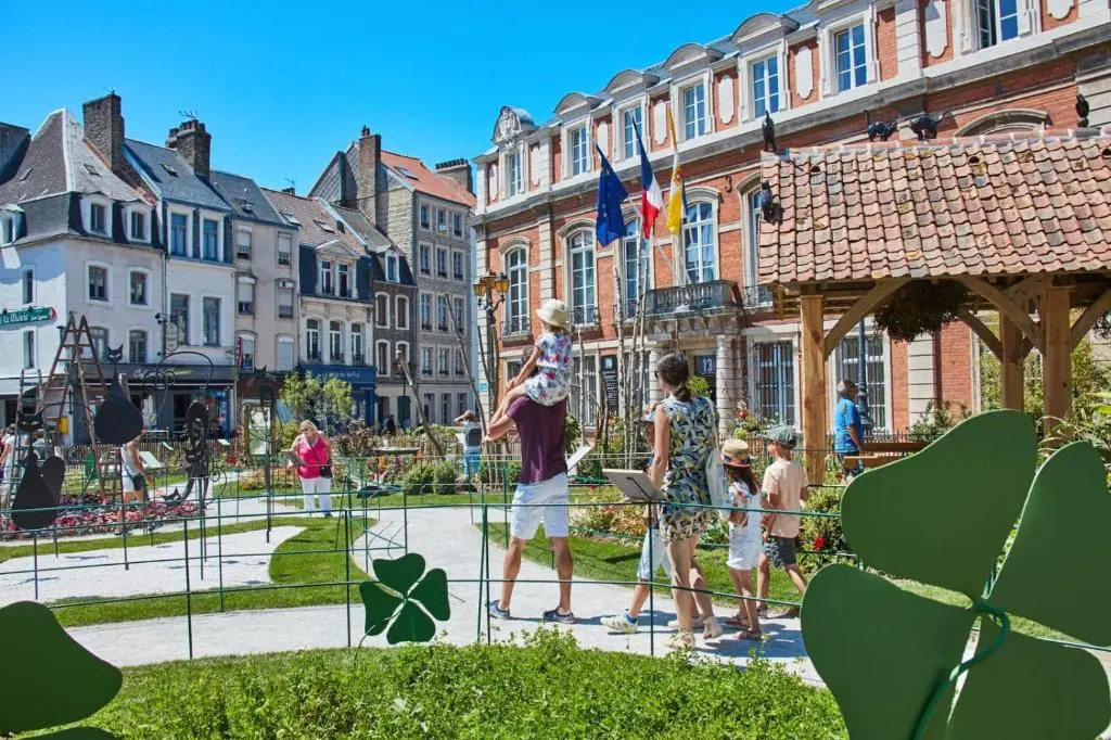 Studio à 50 m des remparts