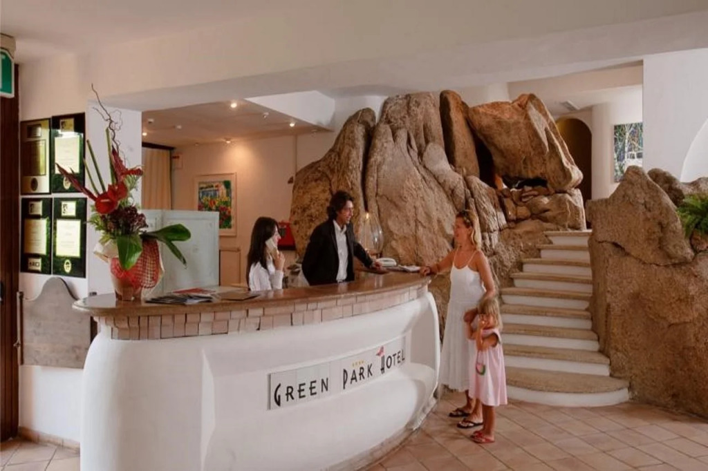 Green Park Hotel