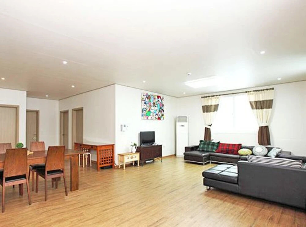 Paju Mountain Breeze Pension