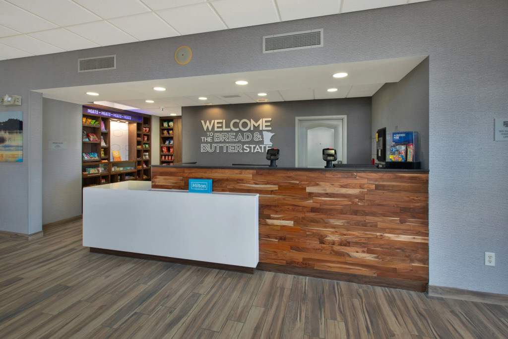 Hampton Inn and Suites St. Cloud