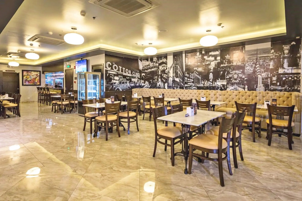 Ritz Astor Hotel