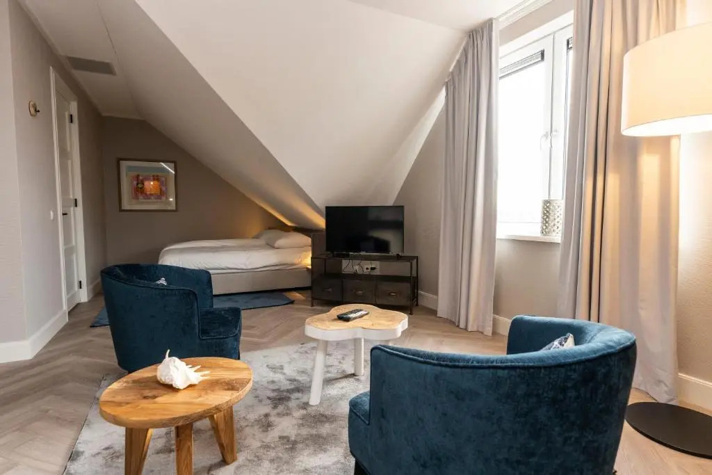 Hampton home B&B suites
