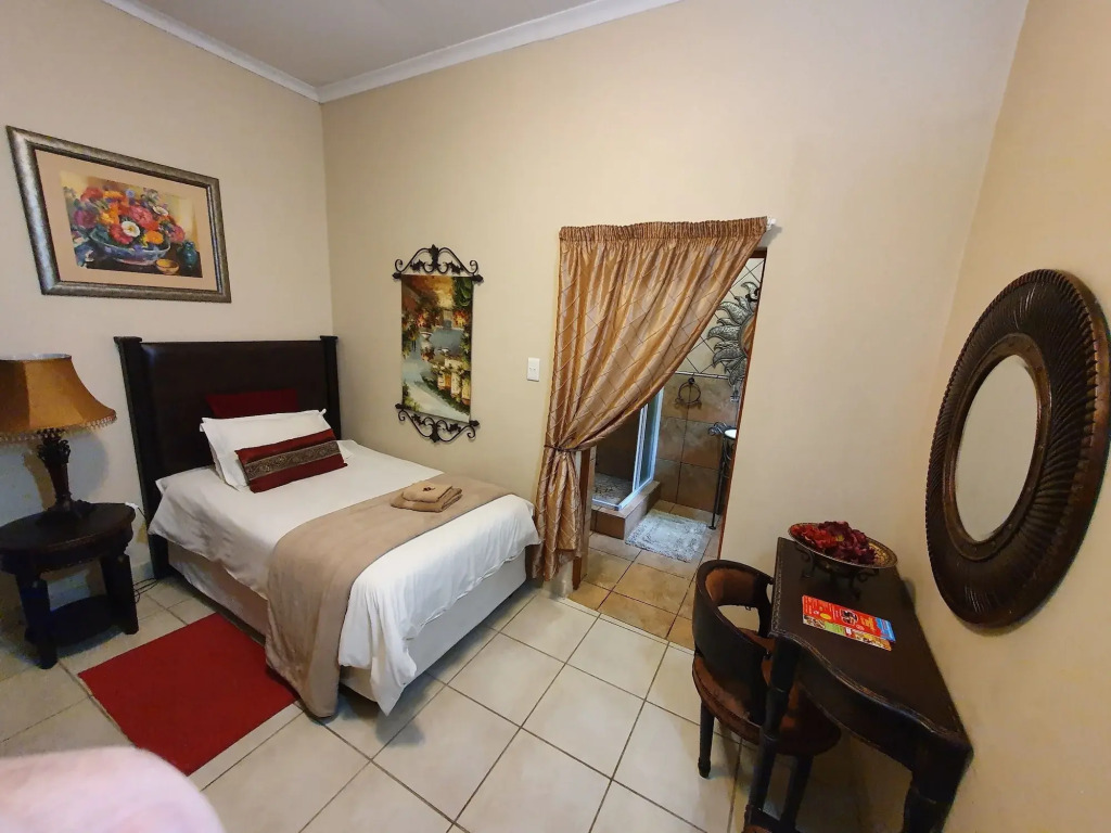 7th Street Guesthouse