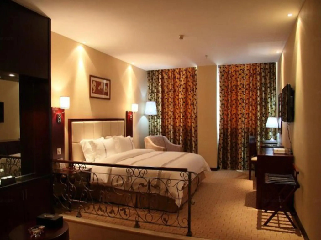 The Charter House Hotel