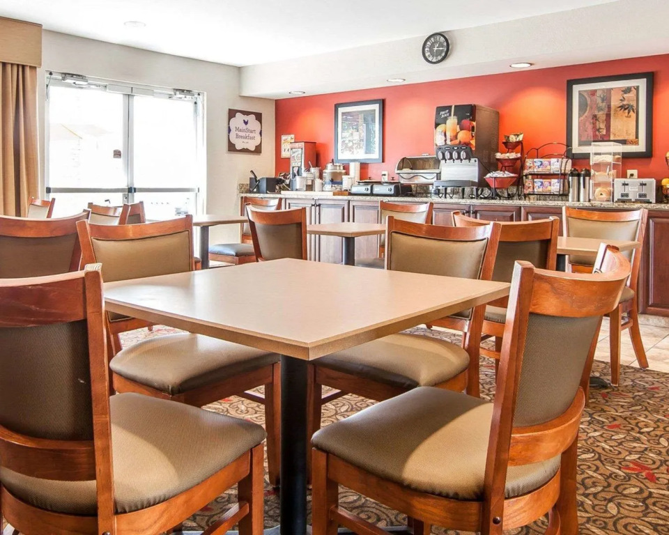 MainStay Suites Knoxville Airport
