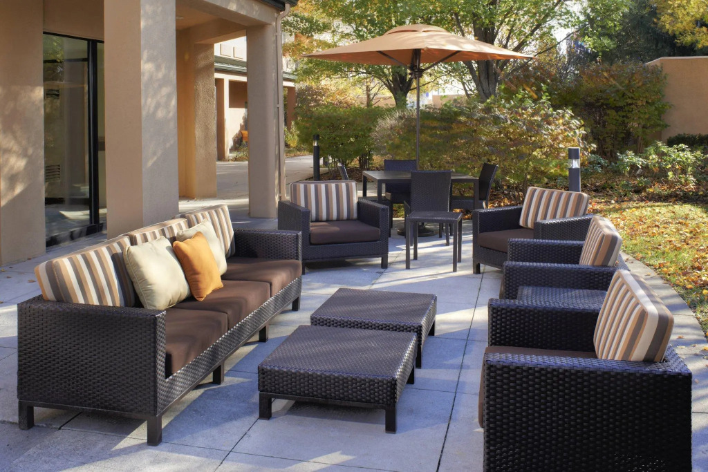 Courtyard Detroit Utica