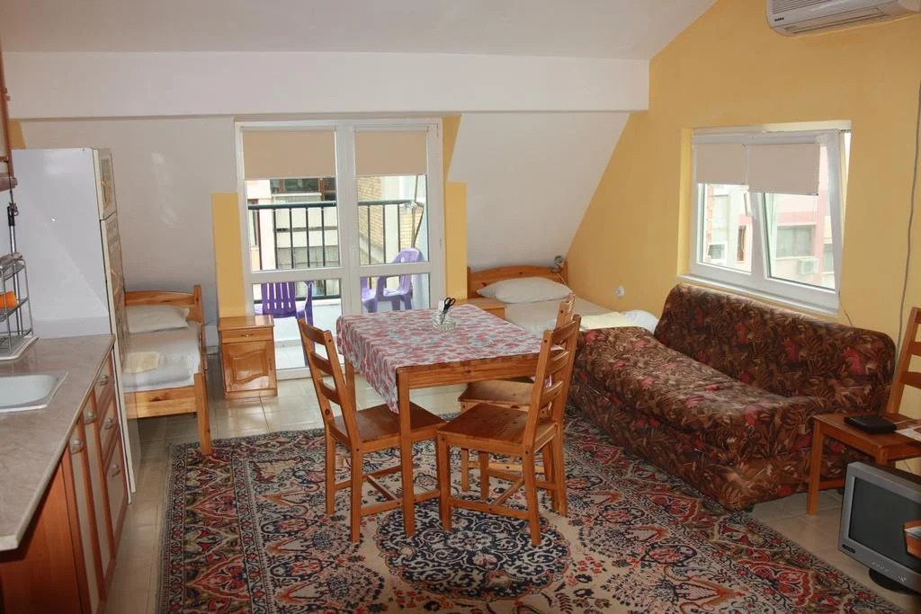 Guest Rooms  Homestay Edelweiss