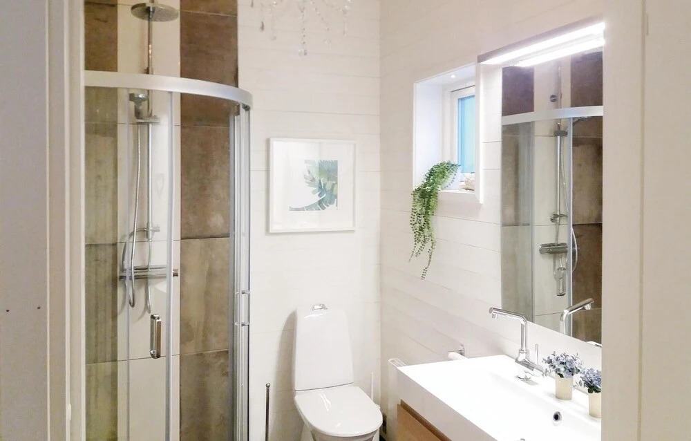 Three-Bedroom Holiday Home In Kopingsvik