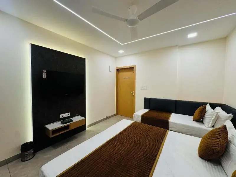 Hotel Shree Krishnam