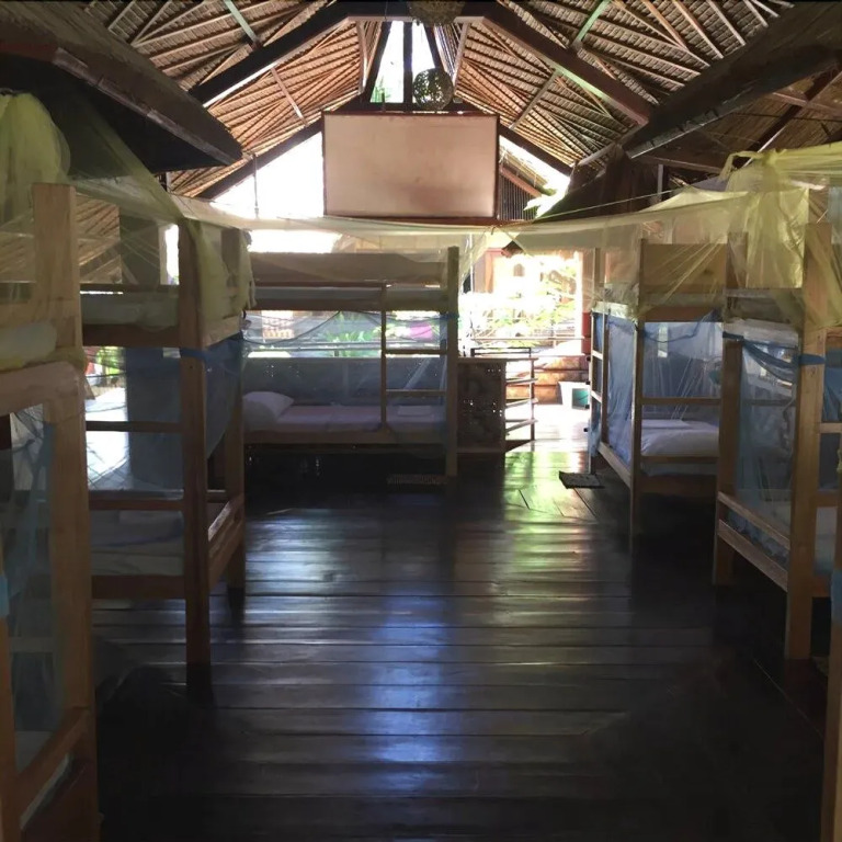 Big 9 Hostel & Room