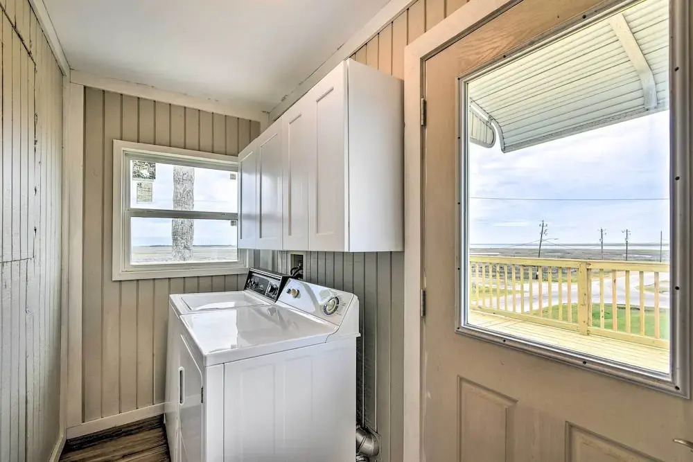Near Boat Ramp: Home w/ Deck & Grill in Freeport