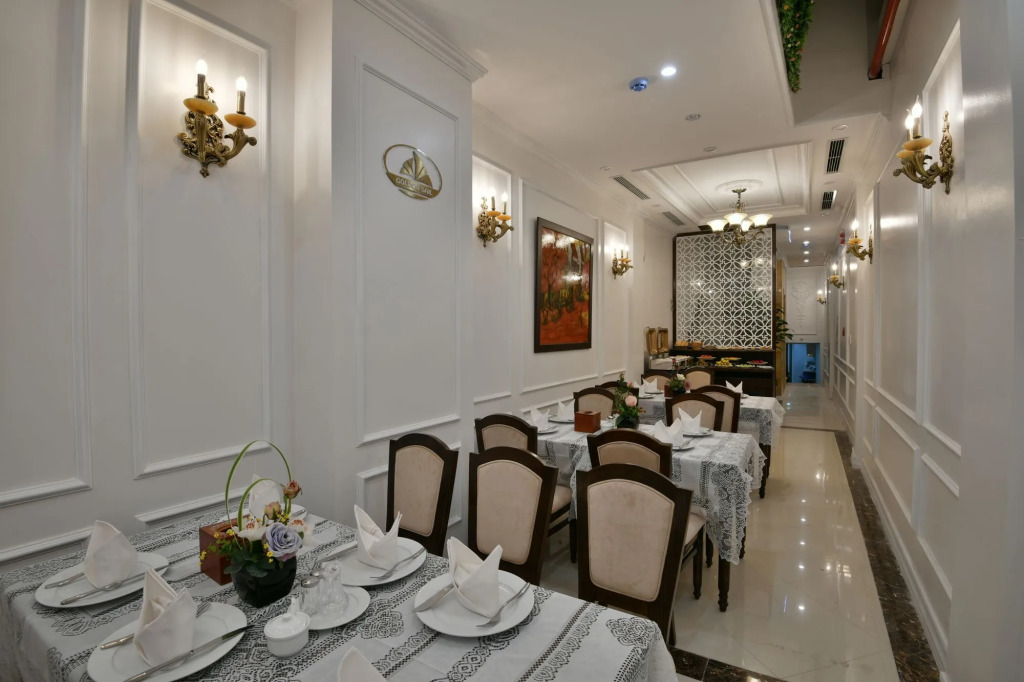 Golden Sail Hotel & Spa