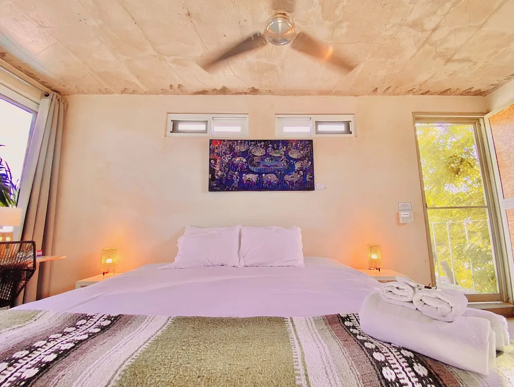 Outsite Todos Santos - Work, Connect, Explore