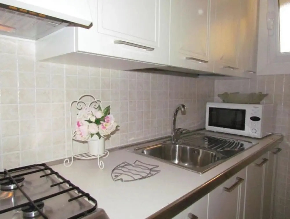 "homely Apartment With Private Garden by Beahostrentals"